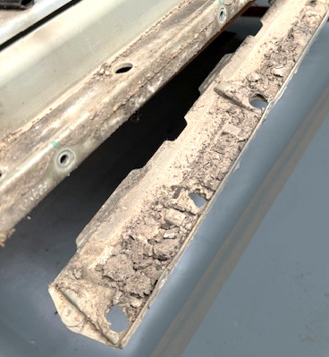 leiste batterie verdreckt 1